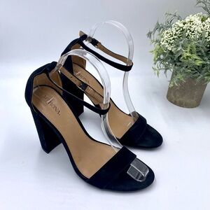 Merona black block heel with adjustable ankle strap, 7.5